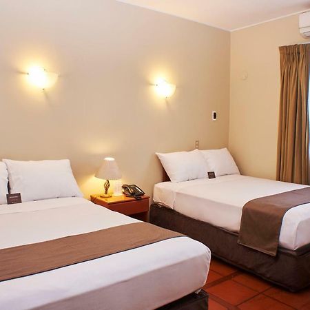 Dm Hoteles Nasca Наска Екстериор снимка
